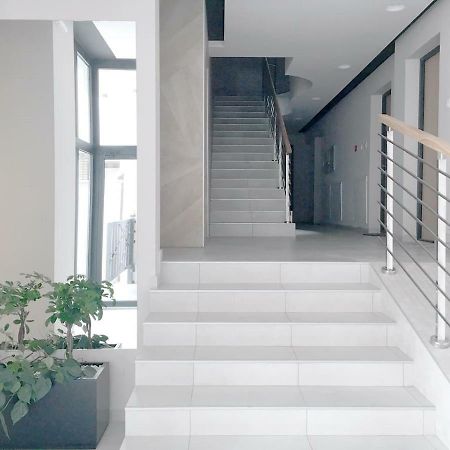 New Central Light Apartment With Private Parking Novi Sad Exteriör bild